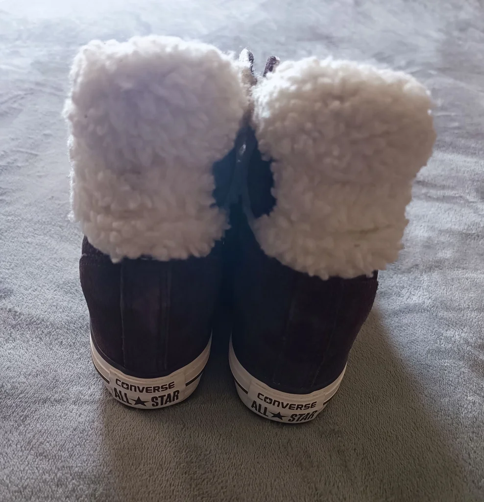 Pair of All Star Chuck Taylor converse size 36 very good condition brown colorway – photo 4